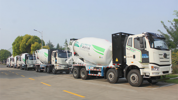 【重卡新聞】12月重卡銷5萬輛，2023年全年重卡銷量成績新鮮出爐！