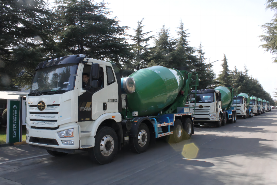 【重卡新聞】里程碑意義！2月重卡銷量終結(jié)“21個(gè)月連降”